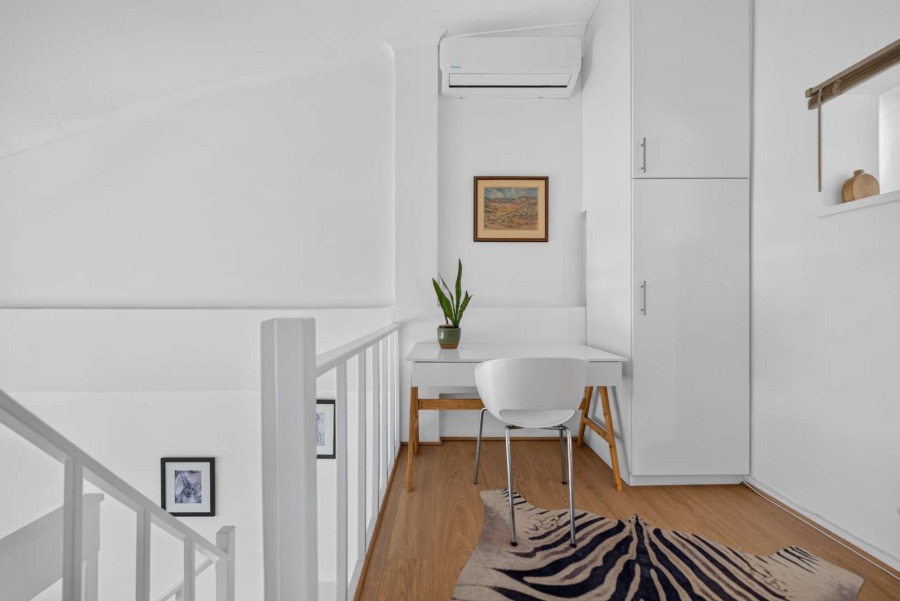 1 Bedroom Property for Sale in Gardens Western Cape